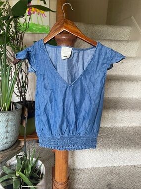 Harper Heritage Blue Chambray V-Neck Smocked-Hem Blouse